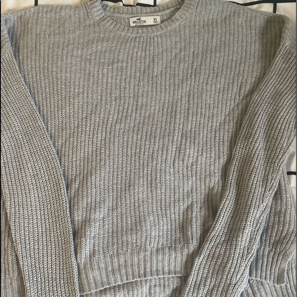 hollister grey sweater xs